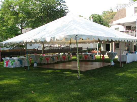 30 x 30 Traditional Frame Tent with Theatrical Lights