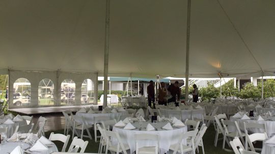 table set for the wedding un 60ft x 60ft tent