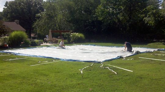 Installtion of a 40 x 40 White pole tent
