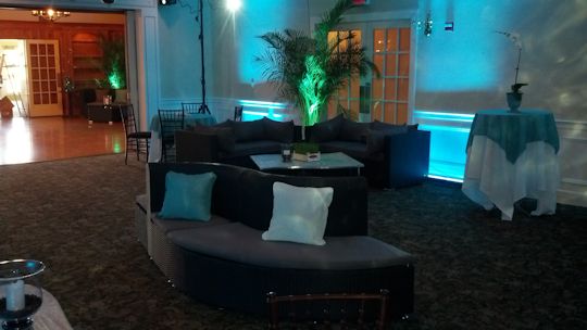 lounge furniture with H2O light and up light